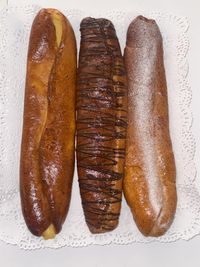 esta