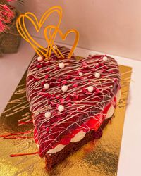 BIZCOCHO ROSA, CON FORMA DE CORAZÓN