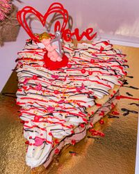 HOJALDRE DE TRUFA Y NATA, CON FORMA DE CORAZÓN